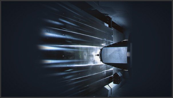 アルミ材の機体構造部品の高速加工に理想的な機械　MAG シリーズ